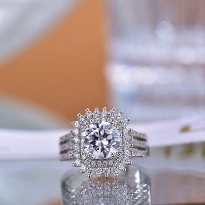 Majestic Queen’s 2.0ct Ring