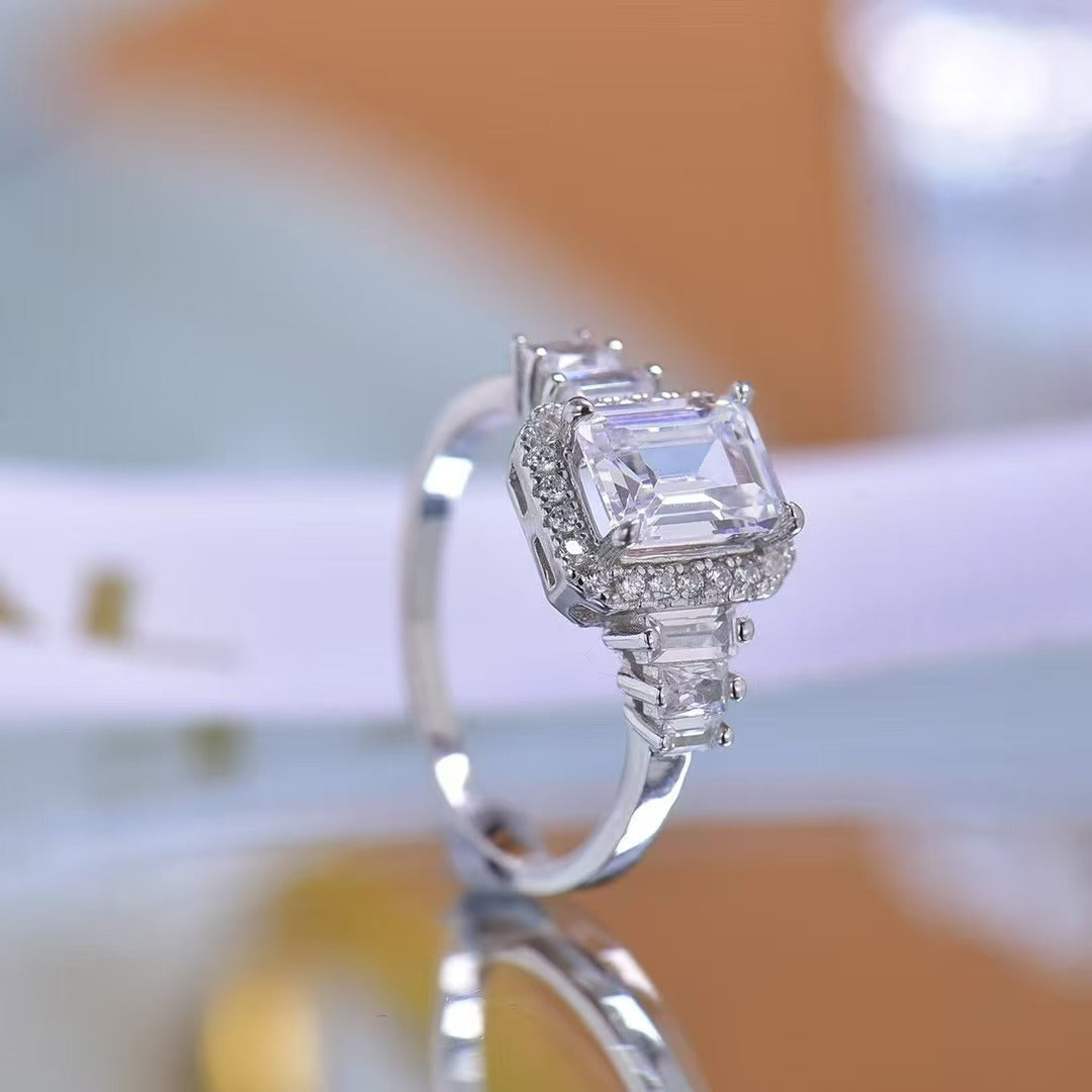 Elizabethan Grace 2.0ct Ring